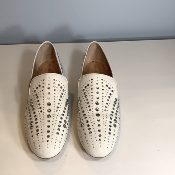 Donald Pliner Totim Embellished Flats NWB - Picture 5 of 9